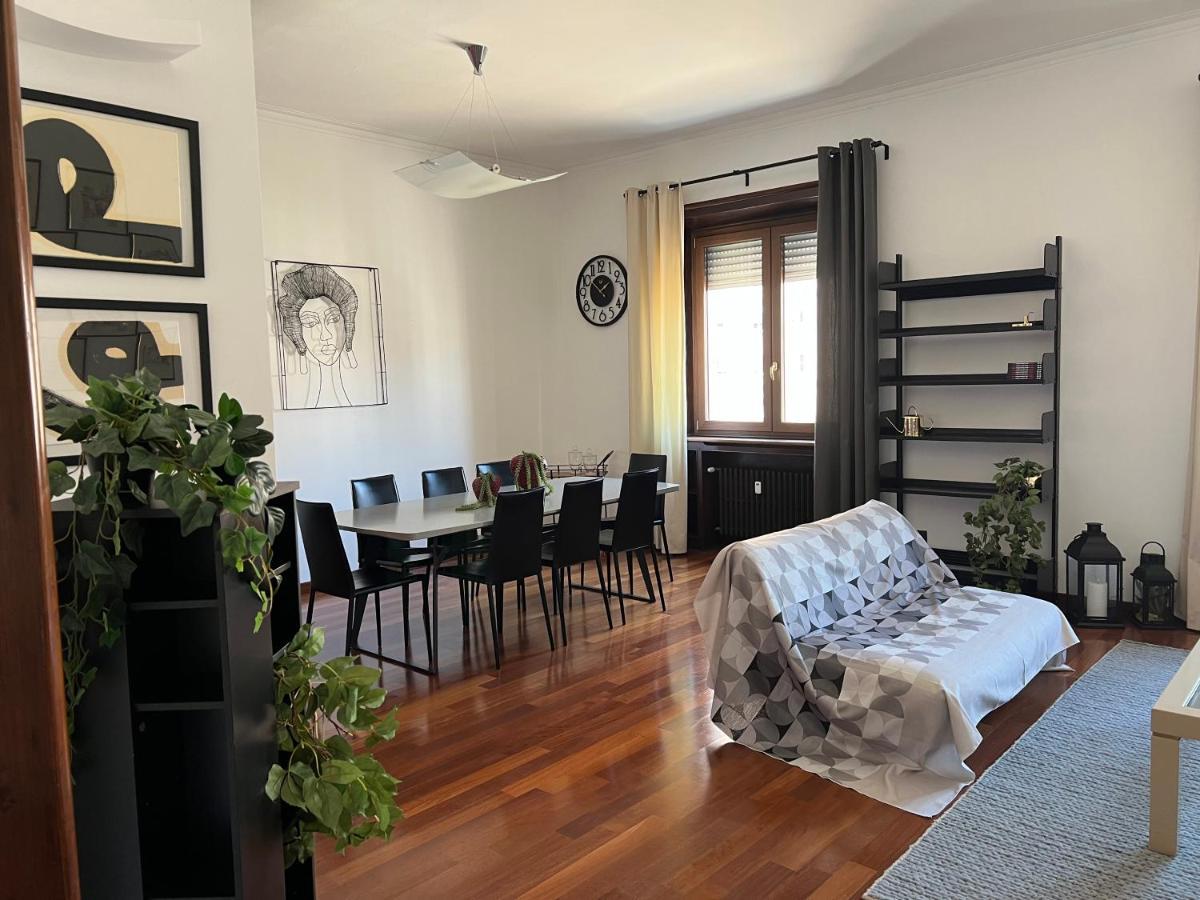 Rebecca'S Milano Collection: Repubblica Apartment Екстериор снимка