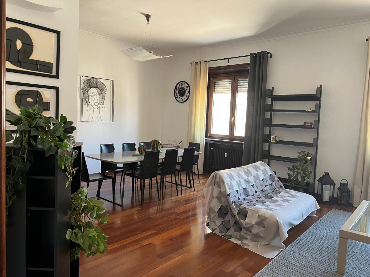 Rebecca'S Milano Collection: Repubblica Apartment Екстериор снимка